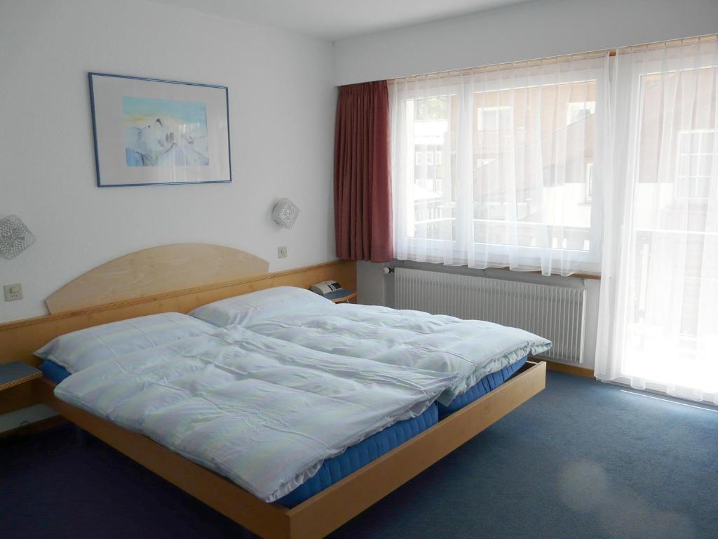 Hotel Garni Domino Saas-Fee Rom bilde